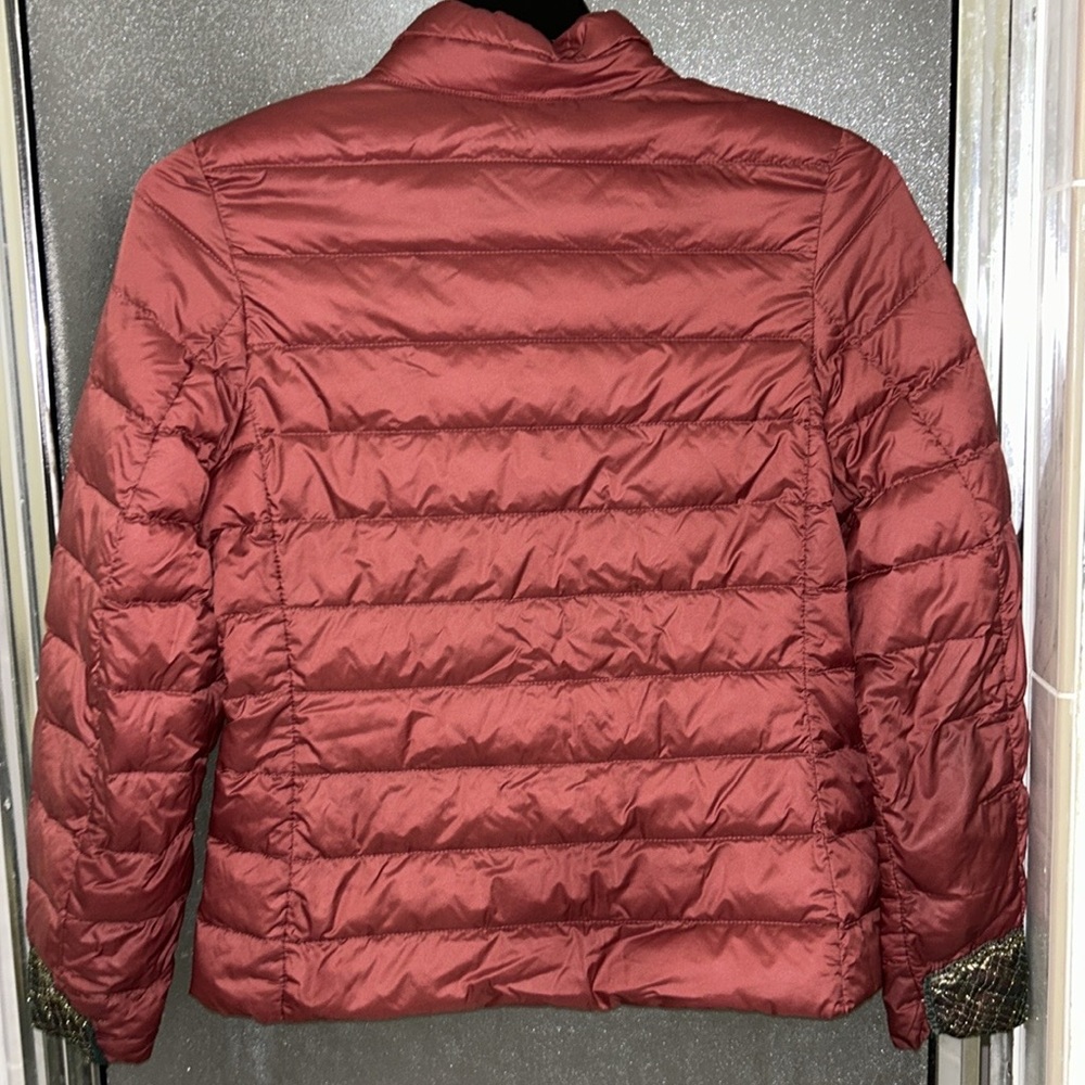 Lightweight down jacket - Picture 2 of 7